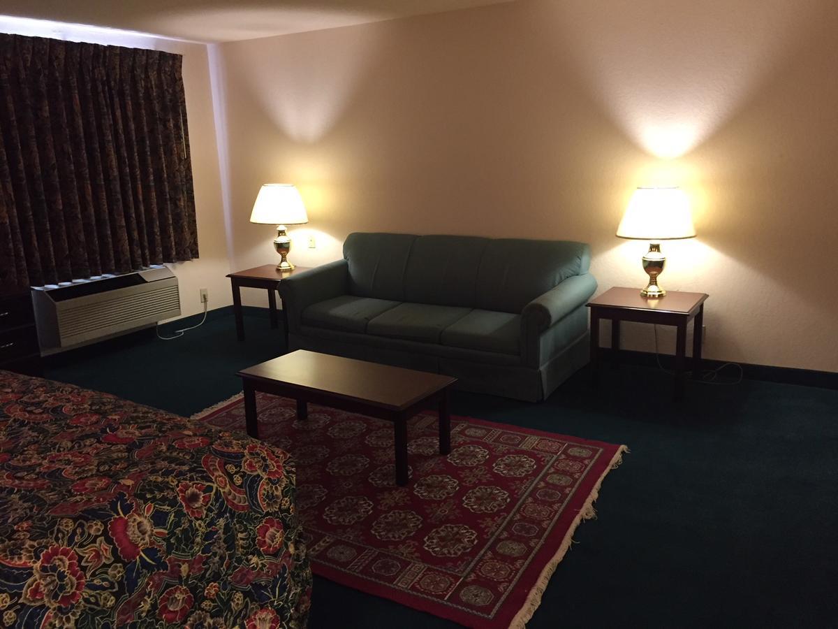 Haven Inn & Suites 먼로 외부 사진